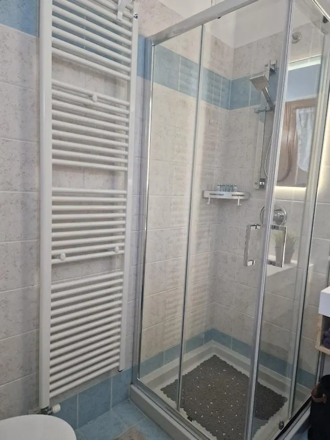 Apartment Blu & Green Appartment Manerba del Garda Italy